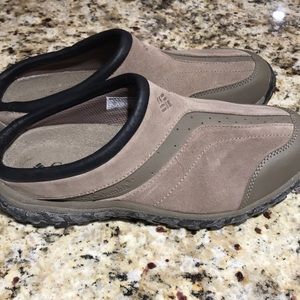 Woman’s Columbia slip on moccasin, size 10
